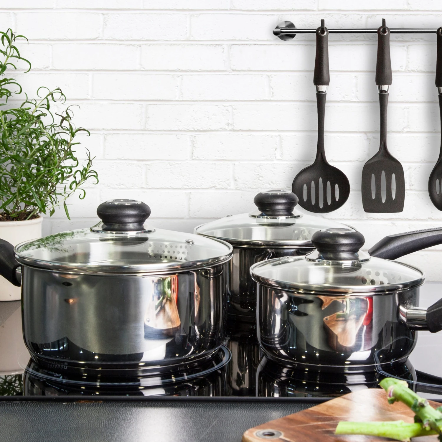 Morphy Richards Stainless Steel Pan Set 5 Piece 2 Morphy Richards Stainless Steel Pan Set 5 Piece - Image 2
