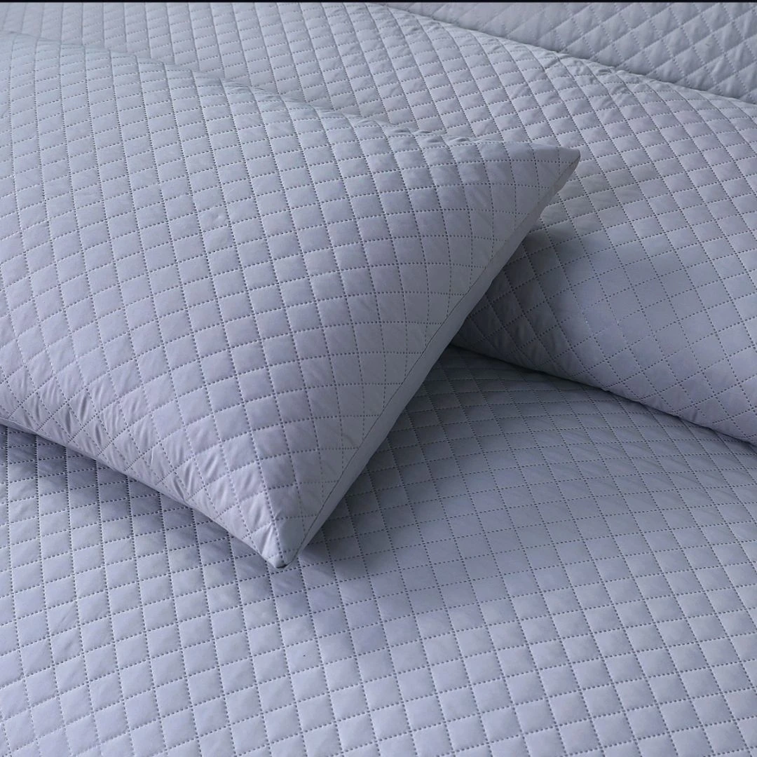 Opus Diamond Pinsonic Duvet Set - Silver 2 Opus Diamond Pinsonic Duvet Set - Silver - Image 2