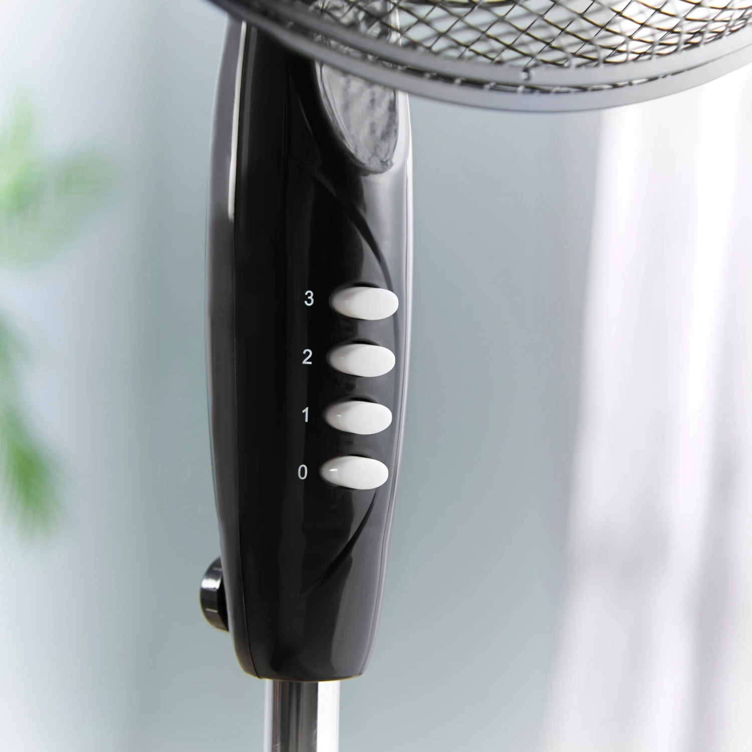 Lewis's 16 Inch Standing Pedestal Fan - Black 3 Lewis's 16 Inch Standing Pedestal Fan - Black - Image 3