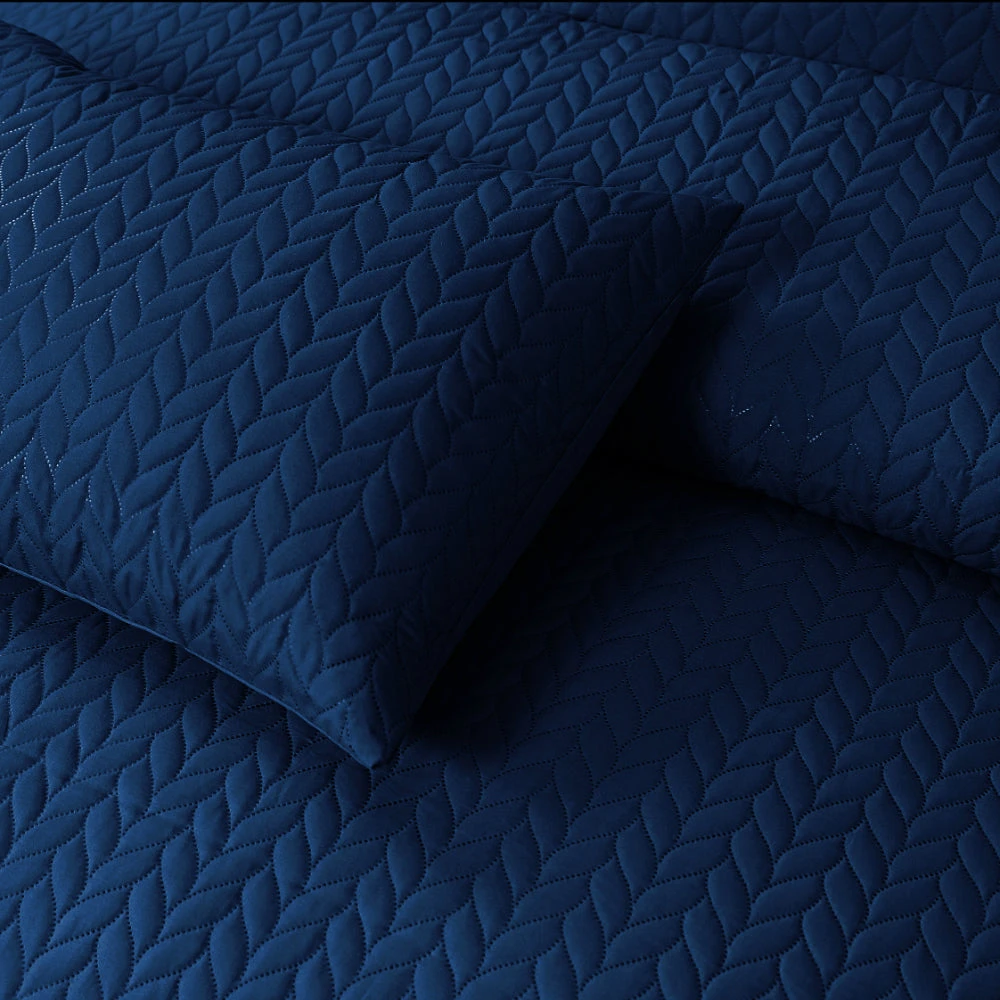 Opus Leaf Pinsonic Duvet Set - Navy 2 Opus Leaf Pinsonic Duvet Set - Navy - Image 2