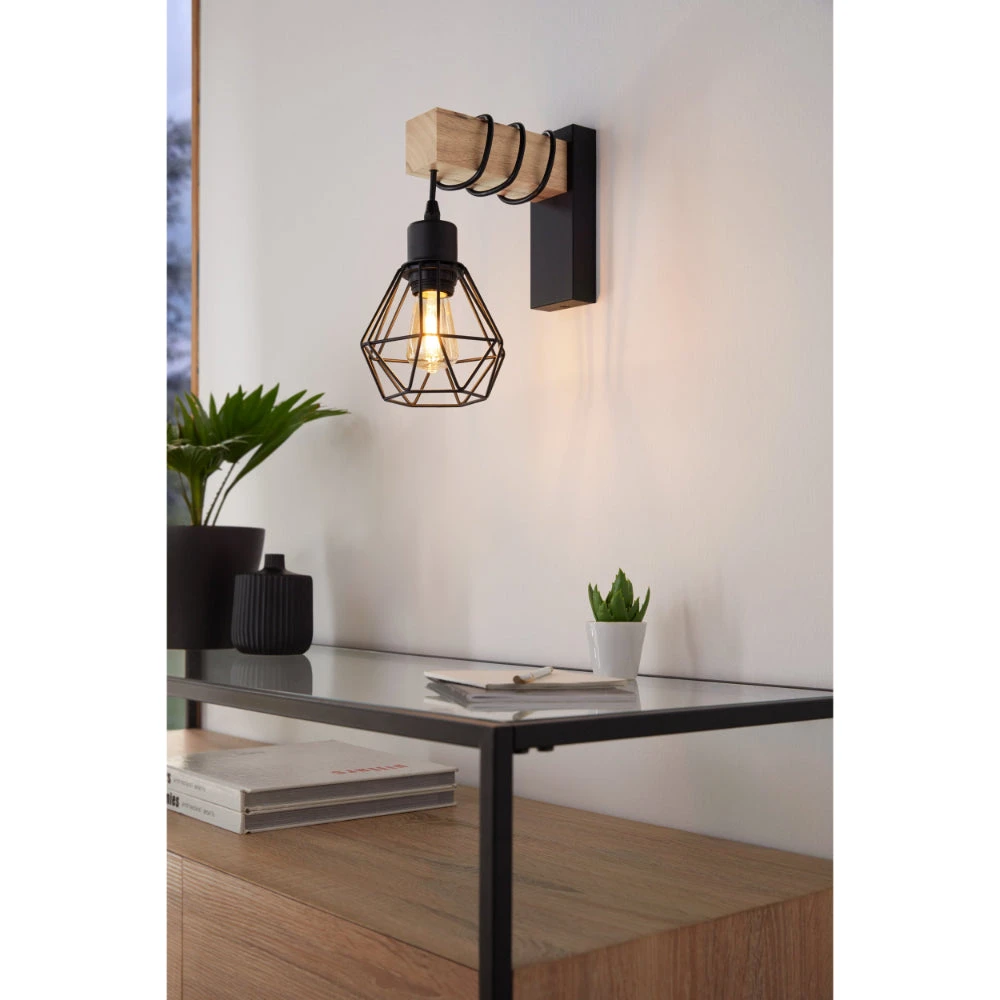 EGLO Townshend Industrial Wall Light - Black 3 EGLO Townshend Industrial Wall Light - Black - Image 3