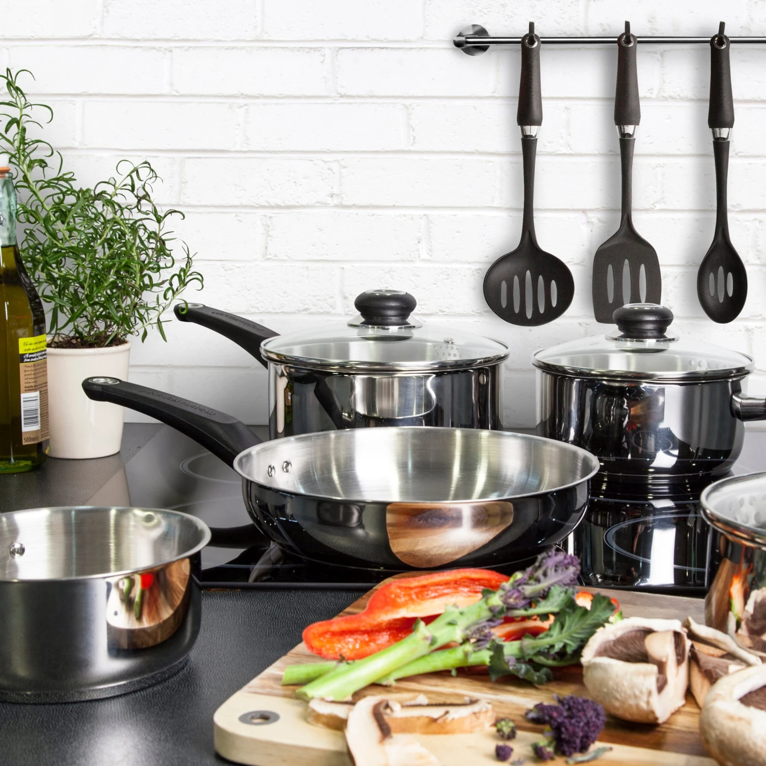 Morphy Richards Stainless Steel Pan Set 5 Piece 3 Morphy Richards Stainless Steel Pan Set 5 Piece - Image 3