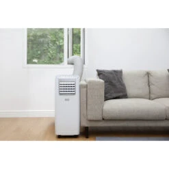 Black & Decker Black+Decker 7000 BTU Air Conditioner - White -Home Furnishing Serie Shop BXAC40005GB LIFESTYLE 3