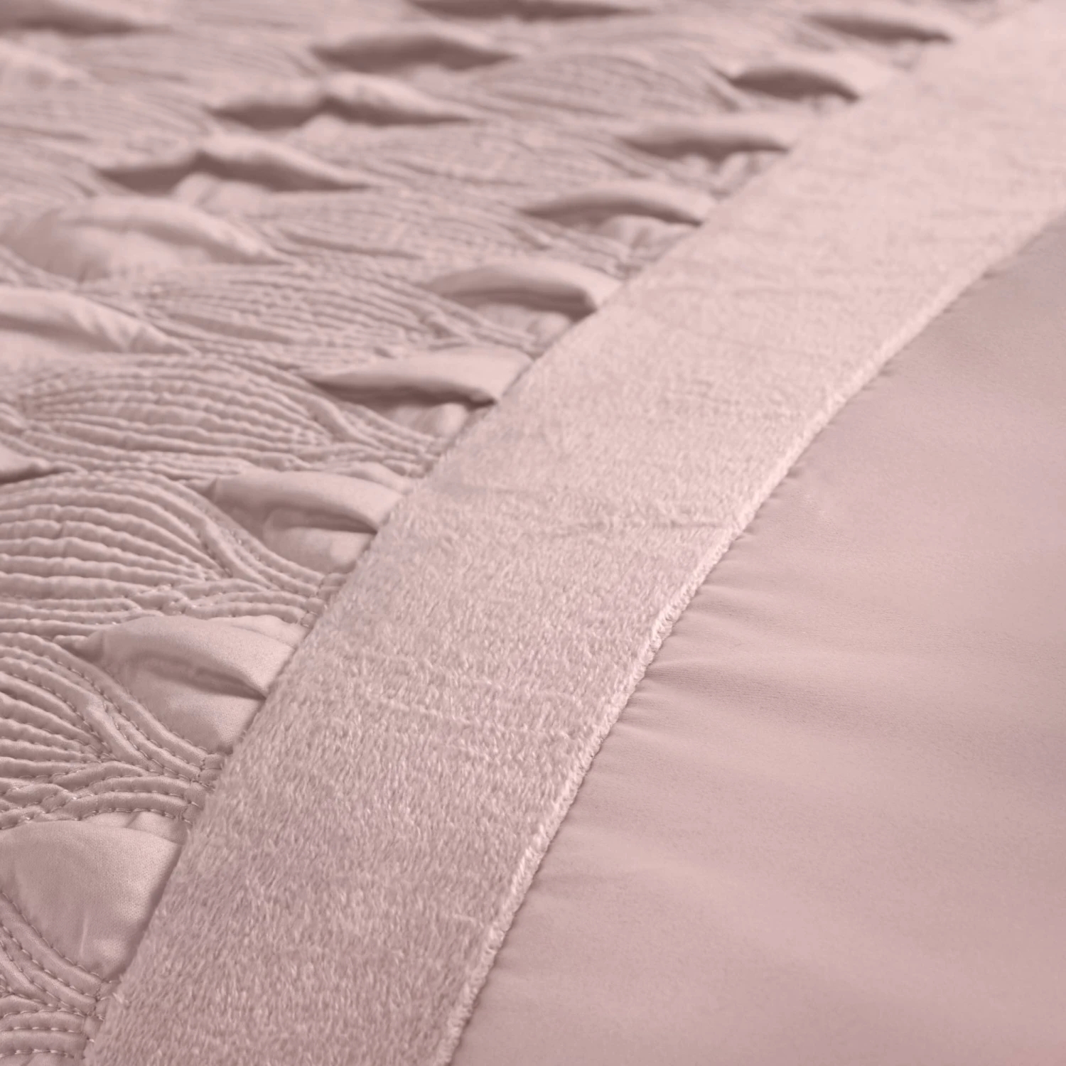 Lewis's Aria Quilted Satin Panel Luxury Duvet Set - Blush Pink 5 Lewis's Aria Quilted Satin Panel Luxury Duvet Set - Blush Pink - Image 5