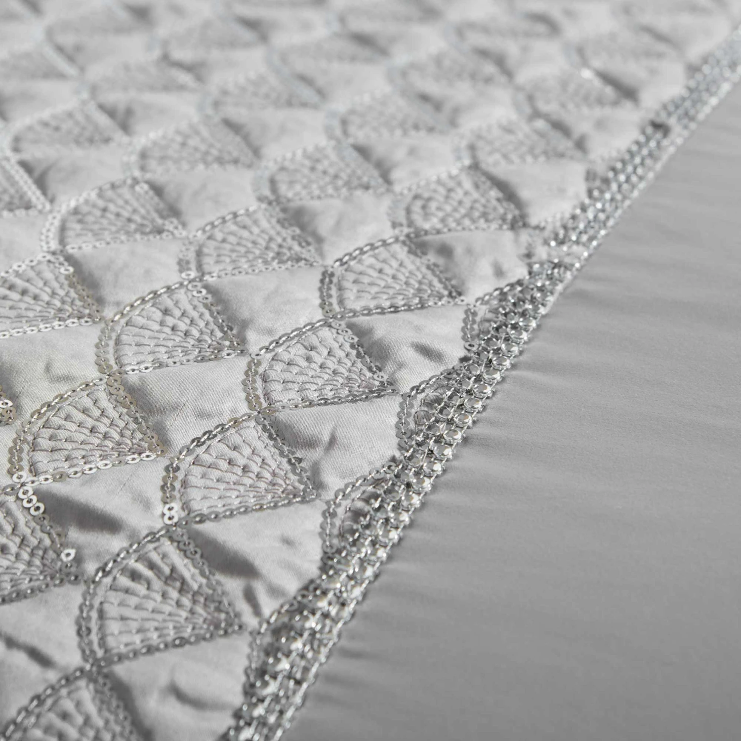Lewis's Charlotte Sequin Panel Luxury Duvet Set - Silver 5 Lewis's Charlotte Sequin Panel Luxury Duvet Set - Silver - Image 5