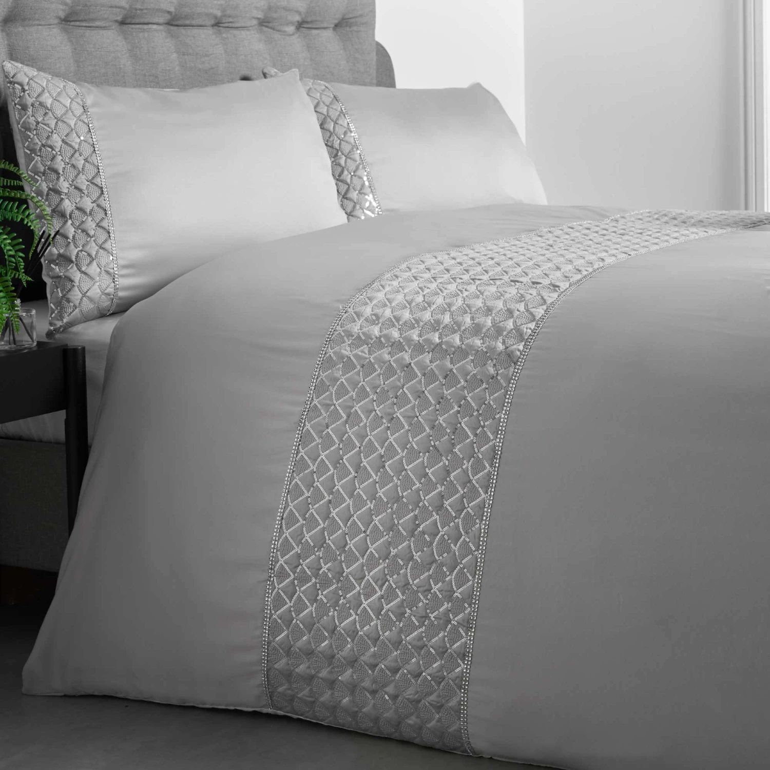 Lewis's Charlotte Sequin Panel Luxury Duvet Set - Silver 2 Lewis's Charlotte Sequin Panel Luxury Duvet Set - Silver - Image 2