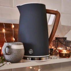 Swan Nordic Cordless Kettle 1.7L - Grey 23 Swan Nordic Cordless Kettle 1.7L - Grey -Home Furnishing Serie Shop SK14610GRYN LIFESTYLE 8