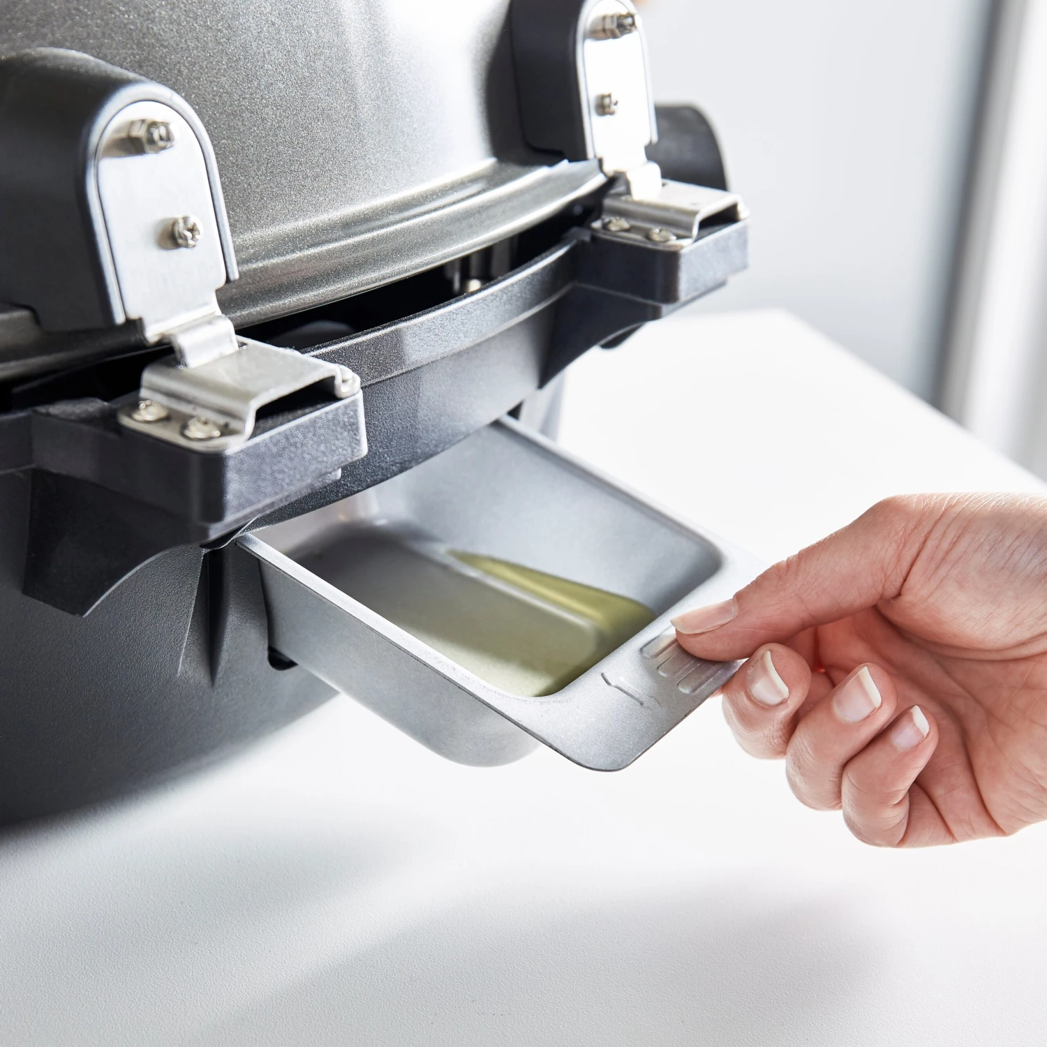 Tower Cerasure Electric BBQ Grill XL 7 Tower Cerasure Electric BBQ Grill XL - Image 7