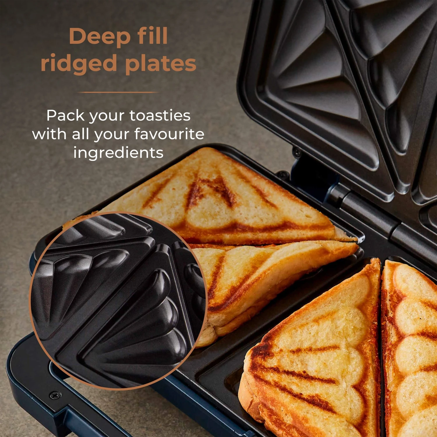 Tower Cavaletto 900W Sandwich Maker - Midnight Blue 3 Tower Cavaletto 900W Sandwich Maker - Midnight Blue - Image 3