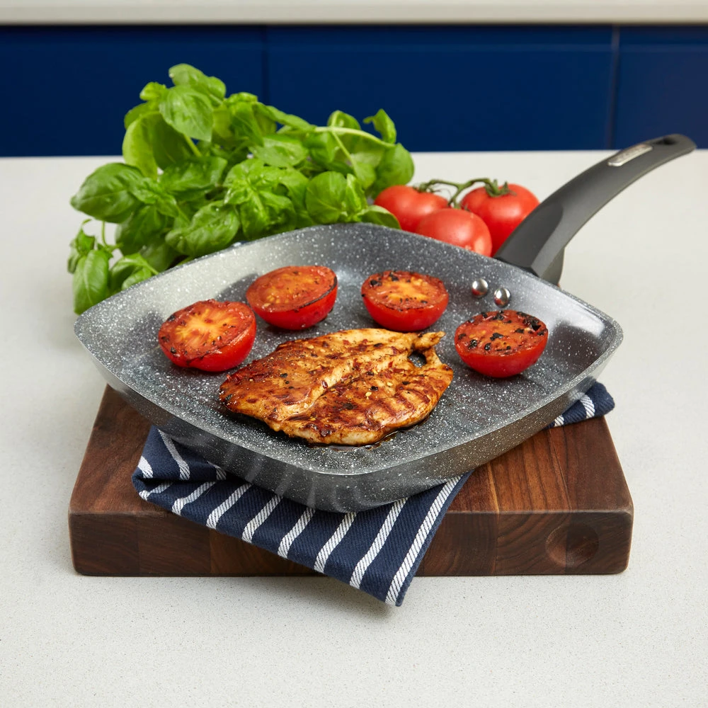 Tower Grill Pan 25cm - Graphite 2 Tower Grill Pan 25cm - Graphite - Image 2