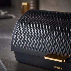 Tower Empire Roll Top Bread Bin - Black 12 Tower Empire Roll Top Bread Bin - Black -Home Furnishing Serie Shop T826090BLK 03