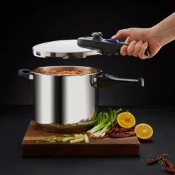 Tower Express 7 Litre Stainless Steel Pressure Cooker 22cm - Silver 17 Tower Express 7 Litre Stainless Steel Pressure Cooker 22cm - Silver -Home Furnishing Serie Shop T920004S7L 10